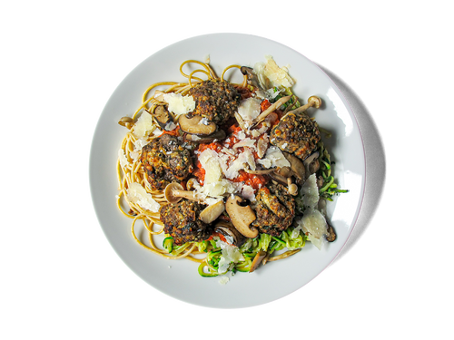 Tender, protein-rich meatballs made from pasture-raised beef and hemp seeds, simmered in a rich Sunday Gravy with Italian sausage and San Marzano tomatoes. Served over a balanced duo of whole wheat spaghetti and zucchini noodles, topped with aged Grana Padano. Comes with a vibrant Super Greens Caesar salad boosted with chickpeas and hemp seeds for an extra hit of plant-based power. A hearty, longevity-focused twist on a classic Italian favorite.